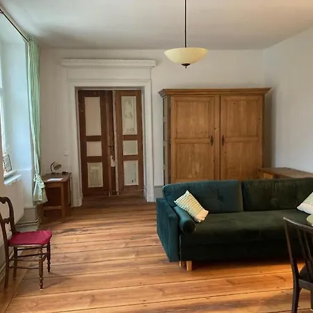 Ferienwohnung Im Alten Gutshaus Lejlighed